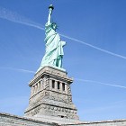 Förvisso New Yorks mest kända sevärdhet, men att besöka Frihetsgudinnan är ingen större upplevelse.