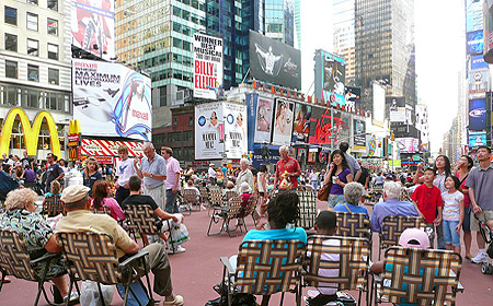 Stolar istället för bilar på Times Square