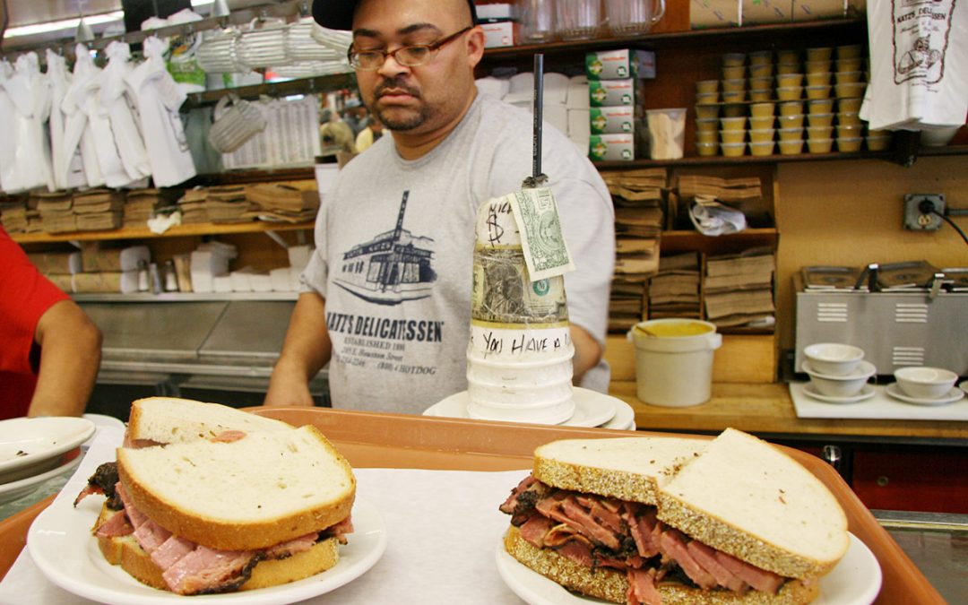 Orgasmens och pastramins Katz’s Deli firar 125 år
